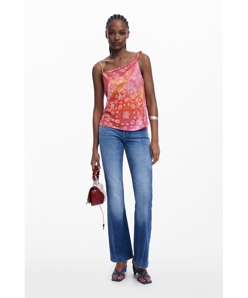 Desigual(デシグアル)の「クラシックフレアデニムパンツ ヴィンテージ風(デニムパンツ・レディース・ブルー・34/36/42/44/38)」の5枚目の写真