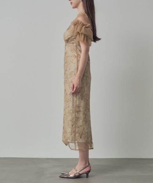 キーネックエンブロイダリードレス / key neck embroidery dress