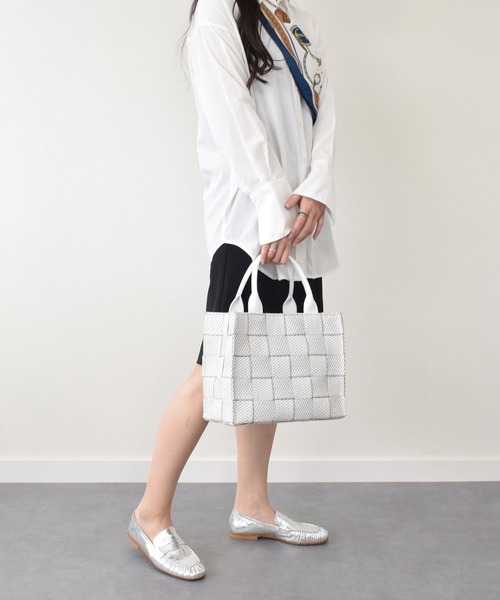 極美品◎Alma tonutti レザーハンドルメッシュバッグ　ハンドバッグ アルマトヌッティ ALMA TONUTTI レザーハンドル雑材メッシュ
