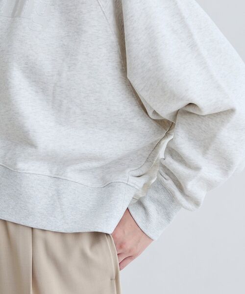 GALLEST（ギャレスト）の「ラウンドヘム裏毛ロゴトップス（スウェット・レディース・ライトグレー系8/ネイビー/グリーン系・38）」の10枚目の写真