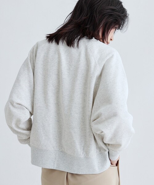 GALLEST（ギャレスト）の「ラウンドヘム裏毛ロゴトップス（スウェット・レディース・ライトグレー系8/ネイビー/グリーン系・38）」の12枚目の写真