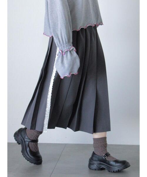 ehka sopo(エヘカソポ)の「サイドラインプリーツスカート(スカート・レディース・カーキ/ベージュ/チャコールグレー・F)」の2枚目の写真