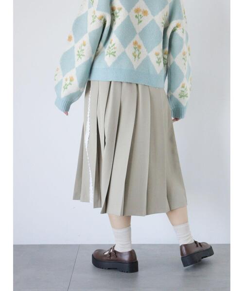 ehka sopo(エヘカソポ)の「サイドラインプリーツスカート(スカート・レディース・カーキ/ベージュ/チャコールグレー・F)」の14枚目の写真