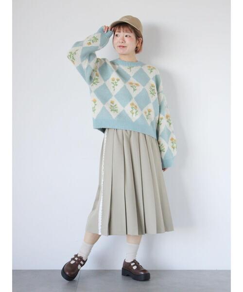 ehka sopo(エヘカソポ)の「サイドラインプリーツスカート(スカート・レディース・カーキ/ベージュ/チャコールグレー・F)」の12枚目の写真