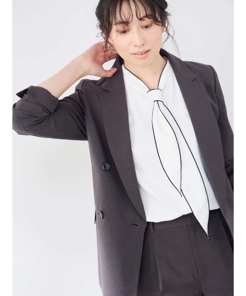 Perfect Suit FActory(パーフェクトスーツファクトリー)の「配色メロー ボウタイブラウス オフホワイト/ブラック/グレー/ベージュ(シャツ/ブラウス・レディース・オフホワイト/ブラック/ライトグレー/ベージュ・S/L/M)」の14枚目の写真