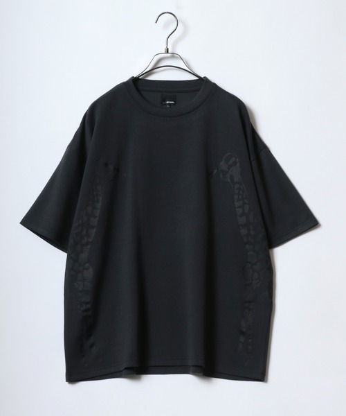 ANPAS（アンパス）の「Ponte fabric Cat＆Giraffe Print T-Shirt/ポンチ ネコ キリン アニマル プリント Tシャツ 半袖 メンズ レディース（Tシャツ/カットソー・メンズ・ミント/グレー系その他2/ホワイト系その他/ホワイト系その他2/ブルー/グレー系その他・M/L）」の4枚目の写真
