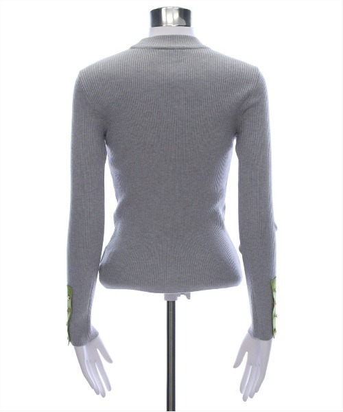 CLEAR BASIC（クリアベーシック）の「袖配色ボタンリブニットトップス[綺麗目 オフィスカジュアル 着回し抜群 大人]≪再入荷≫（ニット/セーター・レディース・グレー/ミント/ブラック/アイボリー・F）」の12枚目の写真