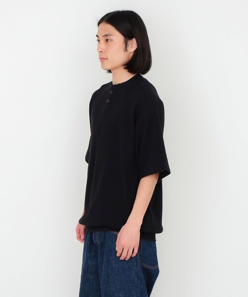 BEAMS T（ビームスティー）の「BEAMS T / ワッフル ヘンリーネック Tシャツ（Tシャツ/カットソー・メンズ・ブラック/ネイビー・S/M/L/XL）」の6枚目の写真