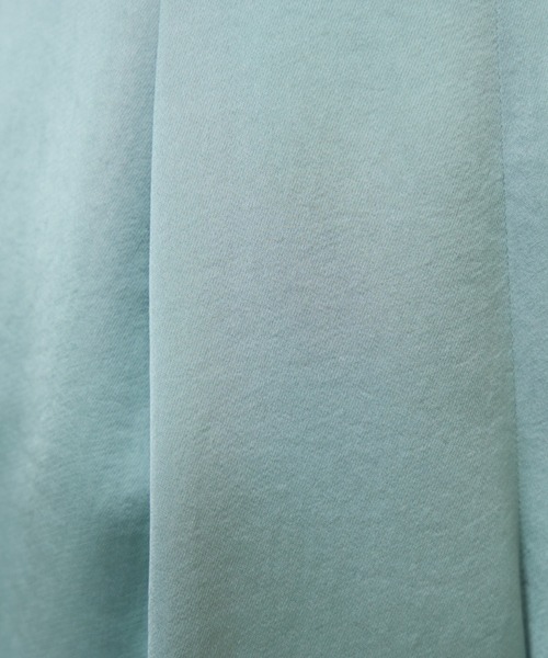 INED(イネド)の「イージーワイドサテンパンツ(その他パンツ・レディース・オフホワイト/モスグリーン/チャコールグレー・7号/9号/11号)」の12枚目の写真