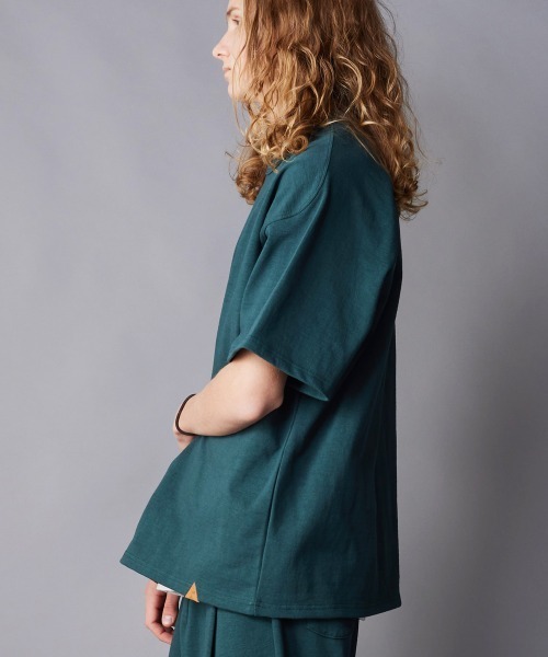 rehacer(レアセル)の「rehacer : Free Arm Loop Wheel CS / フリーアームループウイール(吊り編み)カットソー(Tシャツ/カットソー・メンズ・ネイビー/グリーン/アイボリー/ブラック・SMALL/MEDIUM/LARGE/X-LARGE)」の3枚目の写真