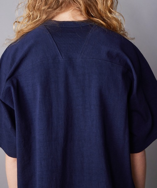 rehacer(レアセル)の「rehacer : Free Arm Loop Wheel CS / フリーアームループウイール(吊り編み)カットソー(Tシャツ/カットソー・メンズ・ネイビー/グリーン/アイボリー/ブラック・SMALL/MEDIUM/LARGE/X-LARGE)」の5枚目の写真