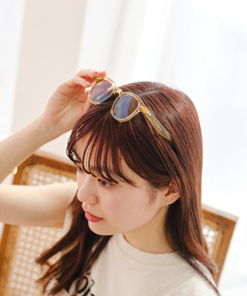 Kastane（カスタネ）の「【UVカット率99%/全顔タイプ対応】ウェリントンサングラス（サングラス・レディース・ブラック/ブロンズ/ベージュ・FREE）」の8枚目の写真