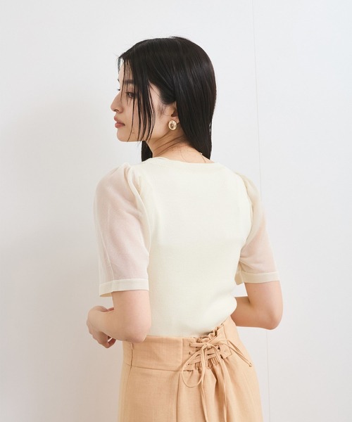 VIS（ビス）の「【洗える】スクエアネックシアーハーフスリーブニット（ニット/セーター・レディース・オフホワイト/チャコールグレー/ピンク・FREE）」の4枚目の写真