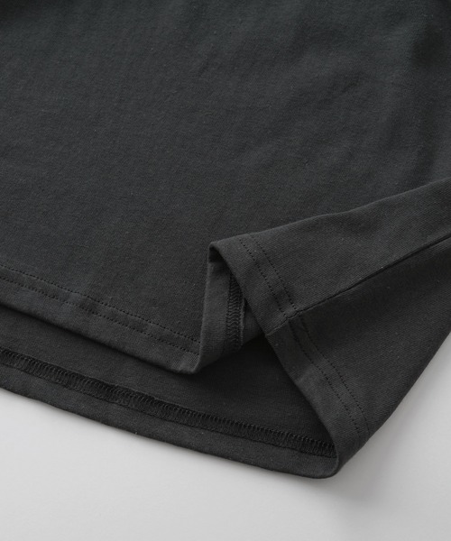 BARK MANHATTAN（バークマンハッタン）の「ヴィンテージライクロックデザイン オーバーサイズラグラン長袖Tシャツ（Tシャツ/カットソー・レディース・チャコール/グレー系2/グレー系3/アッシュグレー・M/L）」の6枚目の写真