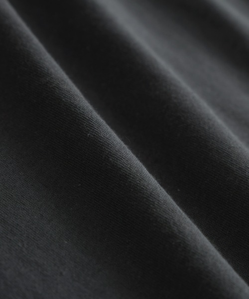 BARK MANHATTAN（バークマンハッタン）の「ヴィンテージライクロックデザイン オーバーサイズラグラン長袖Tシャツ（Tシャツ/カットソー・レディース・チャコール/グレー系2/グレー系3/アッシュグレー・M/L）」の7枚目の写真