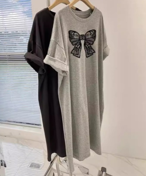 Teem Store（チームストア）の「リボンプリントカットオーバーサイズワンピ（ワンピース・レディース・ブラック/グレー・L/M）」の12枚目の写真