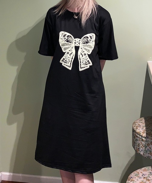 Teem Store（チームストア）の「リボンプリントカットオーバーサイズワンピ（ワンピース・レディース・ブラック/グレー・L/M）」の8枚目の写真