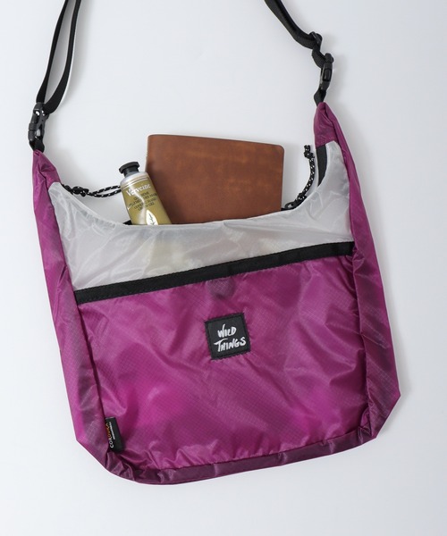 WILD THINGS（ワイルドシングス）の「WILD THINGS 2WAY コーデュラ リップ ナイロン ミニホーボー ショルダーバッグ（ショルダーバッグ・メンズ・ブルー/グリーン/ブラック/パープル・FREE）」の4枚目の写真
