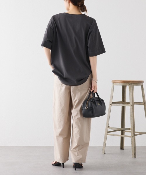 PUAL CE CIN(ピュアルセシン)の「【汗シミ防止素材】シンプルロゴTシャツ(Tシャツ/カットソー・レディース・スミクロ/オフホワイト/グレー・FREE)」の17枚目の写真