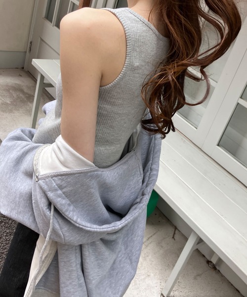 meJane（ミージェーン）の「ヘンリーネック クロップド丈タンクトップ（タンクトップ・レディース・ホワイト/グレー/ブラック・FREE）」の18枚目の写真