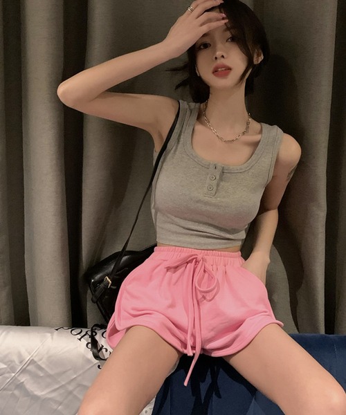 meJane（ミージェーン）の「ヘンリーネック クロップド丈タンクトップ（タンクトップ・レディース・ホワイト/グレー/ブラック・FREE）」の16枚目の写真