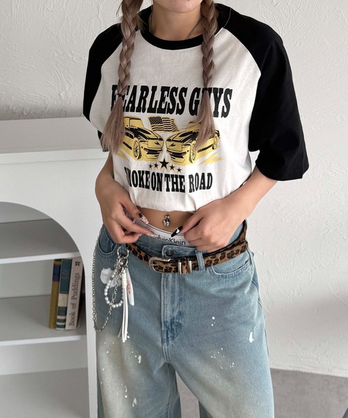 sedacle(セダクル)の「カープリントラグランT(Tシャツ/カットソー・レディース・レッド/ブラック/ブラウン・MEDIUM/SMALL/LARGE)」の2枚目の写真