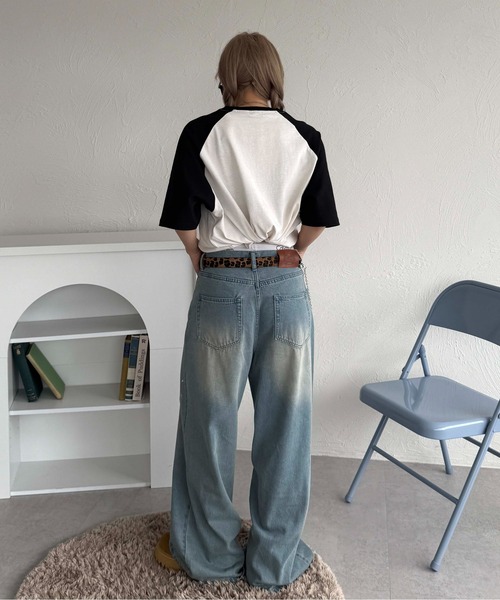sedacle(セダクル)の「カープリントラグランT(Tシャツ/カットソー・レディース・レッド/ブラック/ブラウン・MEDIUM/SMALL/LARGE)」の11枚目の写真