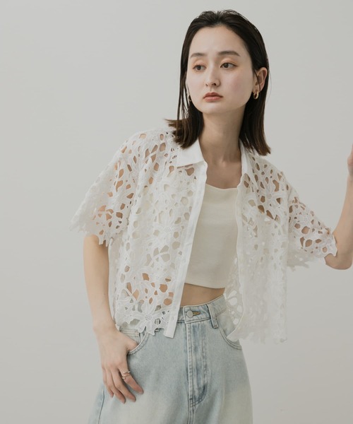 SENSE OF PLACE by URBAN RESEARCH（センスオブプレイスバイアーバンリサーチ）の「レースクロップドシャツ(半袖)（シャツ/ブラウス・レディース・オフホワイト/ブラック・ONE）」の20枚目の写真