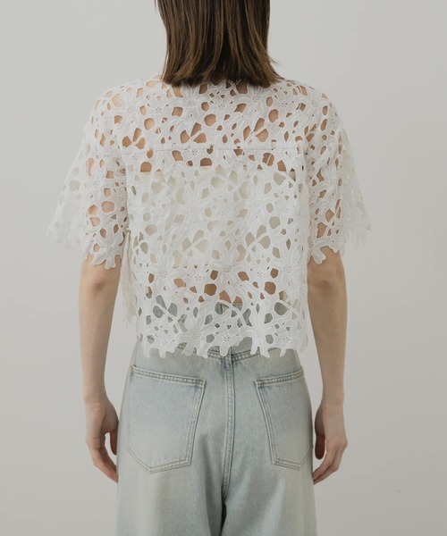 SENSE OF PLACE by URBAN RESEARCH（センスオブプレイスバイアーバンリサーチ）の「レースクロップドシャツ(半袖)（シャツ/ブラウス・レディース・オフホワイト/ブラック・ONE）」の7枚目の写真