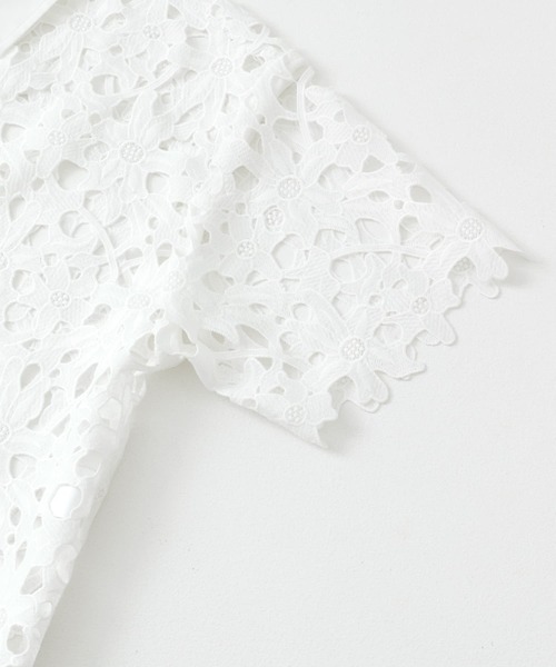 SENSE OF PLACE by URBAN RESEARCH（センスオブプレイスバイアーバンリサーチ）の「レースクロップドシャツ(半袖)（シャツ/ブラウス・レディース・オフホワイト/ブラック・ONE）」の14枚目の写真