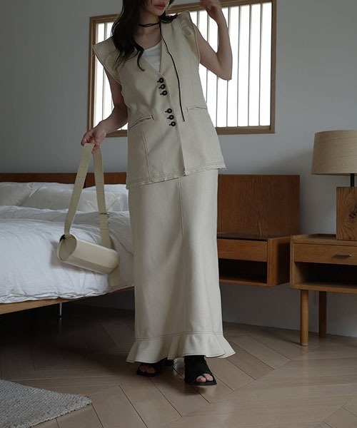 WILLFULLY（ウィルフリー）の「hem frill pencil nep SK（スカート・レディース・ブラック/ベージュ系その他/タン・FREE）」の7枚目の写真