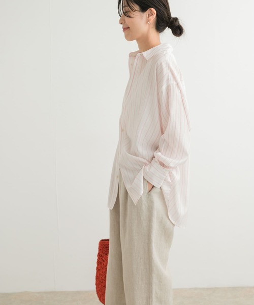 URBAN RESEARCH DOORS(アーバンリサーチドアーズ)の「カラーストライプルーズシャツ(シャツ/ブラウス・レディース・ホワイト系その他/グレー系その他・MEDIUM)」の6枚目の写真