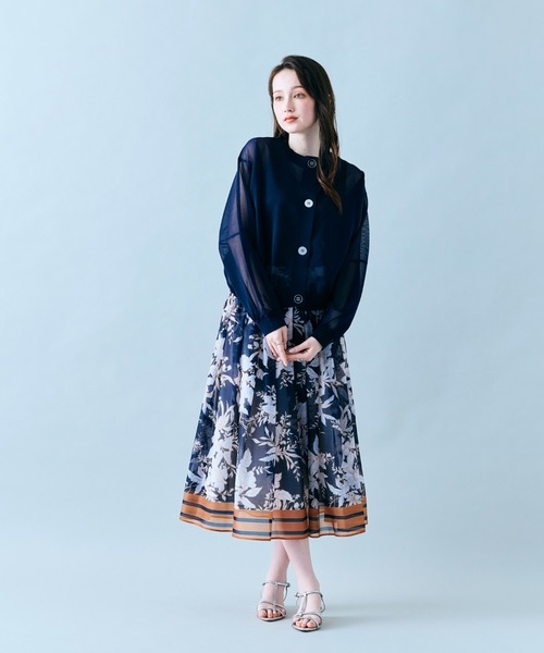 Audie a Muses（オーディアミューズ）の「ビッグボタンシアーカーディガン（カーディガン/ボレロ・レディース・ベージュ/ネイビー/ピンク・38/42）」の14枚目の写真