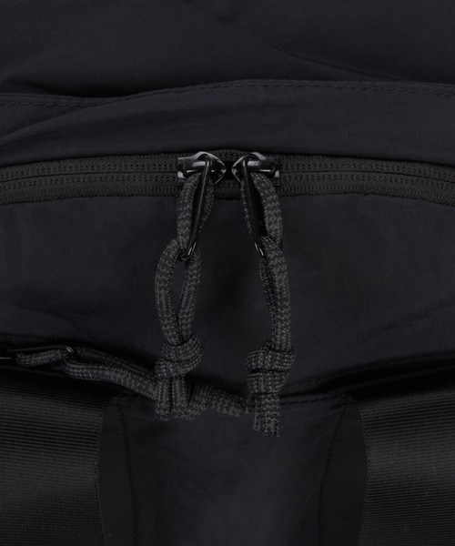 THE NORTH FACE（ザノースフェイス）の「国内未発売 THE NORTH FACE(ザ・ノースフェイス)/A4サイズ収納可能 バックパック リュック デイパック/W NEVER STOP DAYPACK（バックパック/リュック・レディース・カーキ/ブラック/グレイッシュベージュ・FREE）」の16枚目の写真