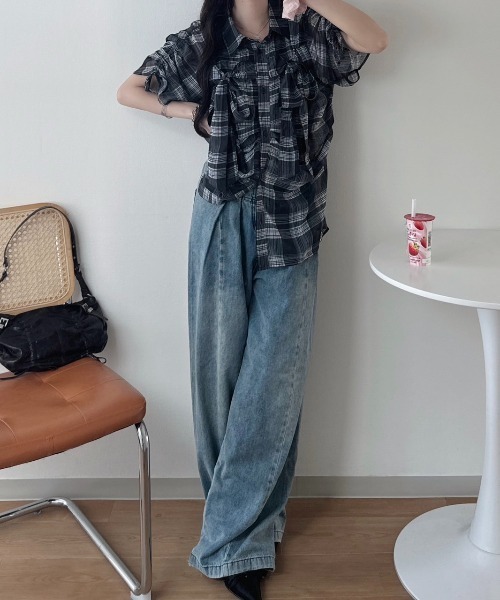 nemne store(ネンネストア)の「ギャザーリボンシアーシャツ(シャツ/ブラウス・レディース・アイボリー/ネイビー/ブラック系・MEDIUM/SMALL)」の3枚目の写真