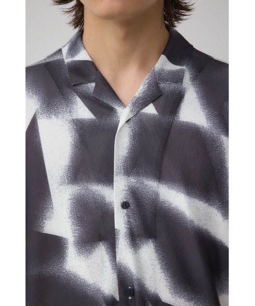 AZUL by moussy(アズールバイマウジー)の「パワーネット総柄シャツ(シャツ/ブラウス・メンズ・ベージュ系その他/ブラック系その他/ブルー系その他・MEDIUM/LARGE)」の10枚目の写真