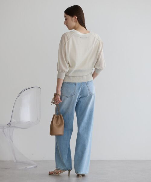 YECCA VECCA（イェッカヴェッカ）の「シアーニットVネックカーディガン（カーディガン/ボレロ・レディース・ブラック/ライトベージュ/ダークベージュ/グリーン・FREE）」の9枚目の写真