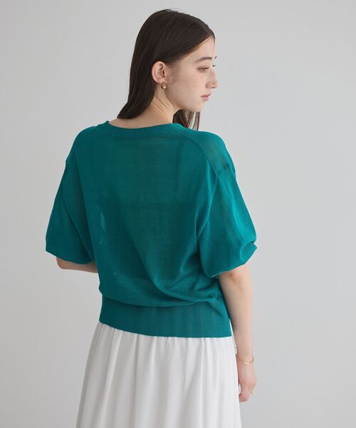 YECCA VECCA（イェッカヴェッカ）の「シアーニットVネックカーディガン（カーディガン/ボレロ・レディース・ブラック/ライトベージュ/ダークベージュ/グリーン・FREE）」の14枚目の写真