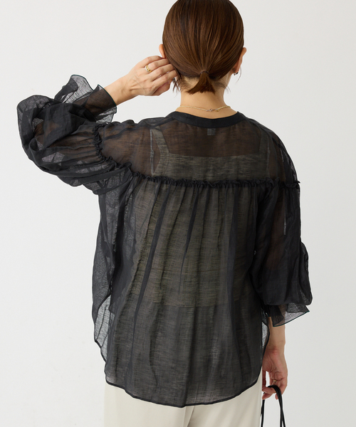 IENA(イエナ)の「B. リネン混シアーブラウス(シャツ/ブラウス・レディース・ブラック/オレンジ・FREE)」の3枚目の写真