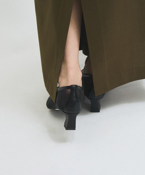 ADAM ET ROPE'(アダムエロペ)の「シアーパンプス(パンプス・レディース・オフホワイト/ブラック・24.5/24/23.5/23)」の16枚目の写真