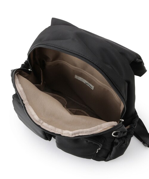 SHOO・LA・RUE(シューラルー)の「【撥水】Wポケットリュック(バックパック/リュック・レディース・グレー/ブラック/ライトグレー・00)」の19枚目の写真