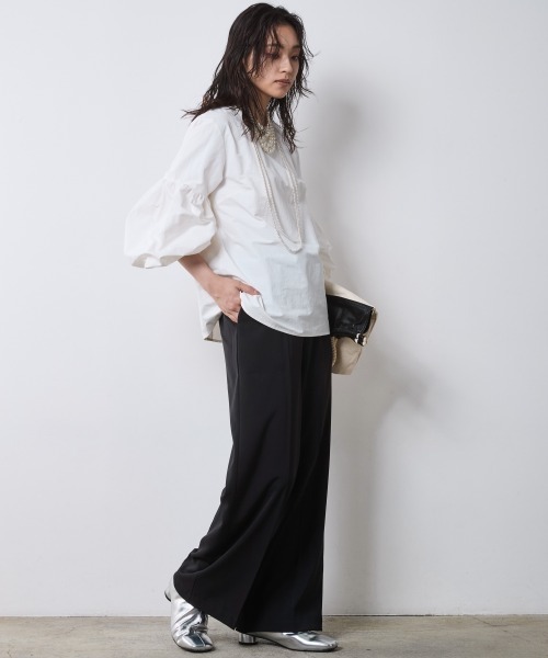 CHIC STYLE（シックスタイル）の「ボリュームスリーブブラウス＜大きいサイズ有＞シックスタイル（シャツ/ブラウス・レディース・ブラック/オフホワイト・5L/4L/3L/LL/L/M）」の22枚目の写真