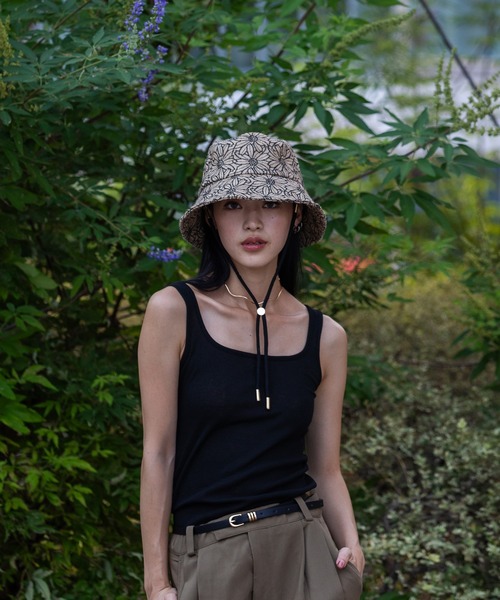 KATHARINE ROSS（キャサリンロス）の「【KATHARINE ROSS】【JUNK PRODUCTIONS】フラワー刺繍ハット（ハット・レディース・ブラック/オレンジ・MEDIUM）」の4枚目の写真