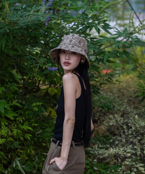 KATHARINE ROSS（キャサリンロス）の「【KATHARINE ROSS】【JUNK PRODUCTIONS】フラワー刺繍ハット（ハット・レディース・ブラック/オレンジ・MEDIUM）」の5枚目の写真