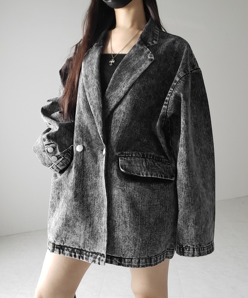 me+em select（ミームセレクト）の「【 デニムセットアップ着用可能 】ヴィンテージケミカルブリーチボーイフレンドテーラードデニムジャケット／ vintage chemical bleach boyfriend tailored denim jacket（デニムジャケット・レディース・ブラック/ブルー・2/1）」の4枚目の写真