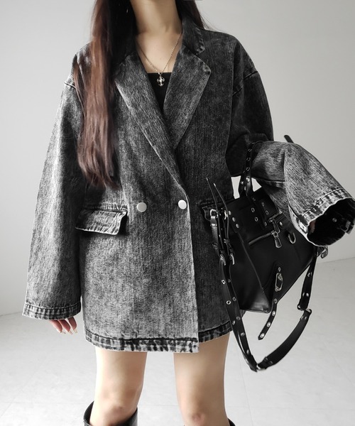 me+em select（ミームセレクト）の「【 デニムセットアップ着用可能 】ヴィンテージケミカルブリーチボーイフレンドテーラードデニムジャケット／ vintage chemical bleach boyfriend tailored denim jacket（デニムジャケット・レディース・ブラック/ブルー・2/1）」の9枚目の写真