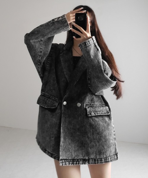 me+em select（ミームセレクト）の「【 デニムセットアップ着用可能 】ヴィンテージケミカルブリーチボーイフレンドテーラードデニムジャケット／ vintage chemical bleach boyfriend tailored denim jacket（デニムジャケット・レディース・ブラック/ブルー・2/1）」の11枚目の写真