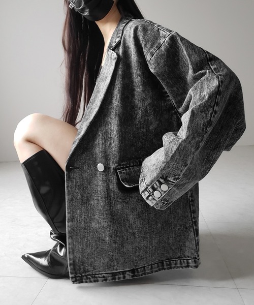 me+em select（ミームセレクト）の「【 デニムセットアップ着用可能 】ヴィンテージケミカルブリーチボーイフレンドテーラードデニムジャケット／ vintage chemical bleach boyfriend tailored denim jacket（デニムジャケット・レディース・ブラック/ブルー・2/1）」の14枚目の写真