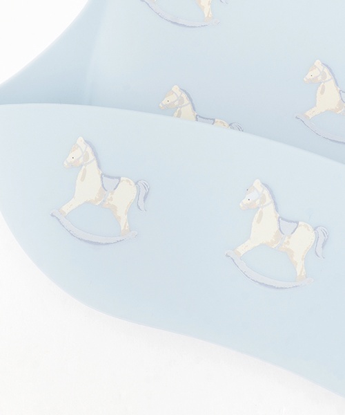 petit main（プティマイン）の「お食事シリコンBIB（マグ/哺乳瓶/お食事グッズ・キッズ・ラベンダー/ベージュ/ライトブルー/ライトピンク・F）」の9枚目の写真