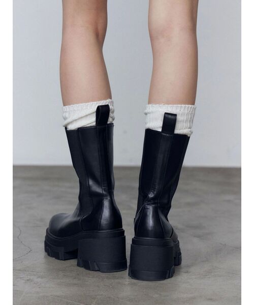 EMODA(エモダ)の「サイドゴアタンクブーツ(ブーツ・レディース・ブラック/ブラウン・SMALL/MEDIUM/LARGE)」の7枚目の写真